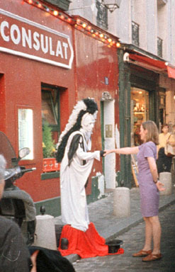 shops near Sacre Coer